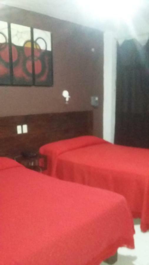 Hotel Vina Del Mar Lázaro Cárdenas Buitenkant foto